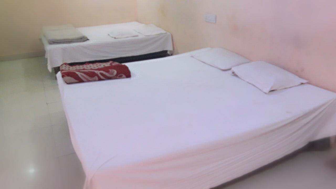 Laxmi Lodge Chittorgarh Bagian luar foto